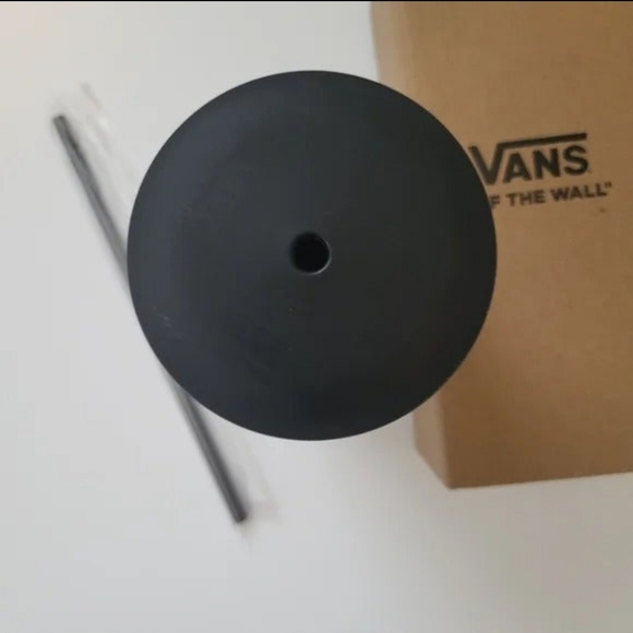 Vans Tumbler - Picture 2 of 3